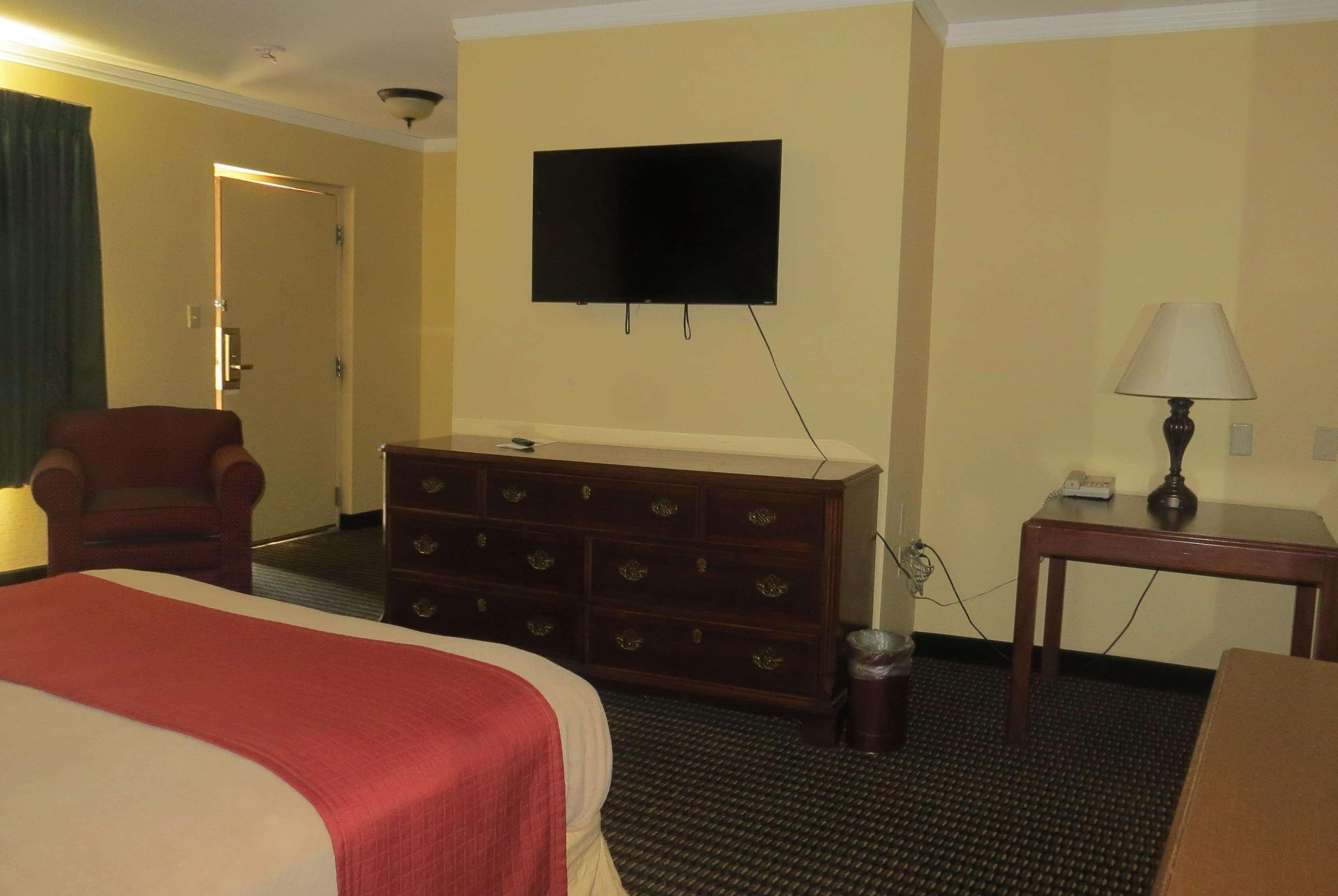 Travelodge By Wyndham Stratton ภายนอก รูปภาพ