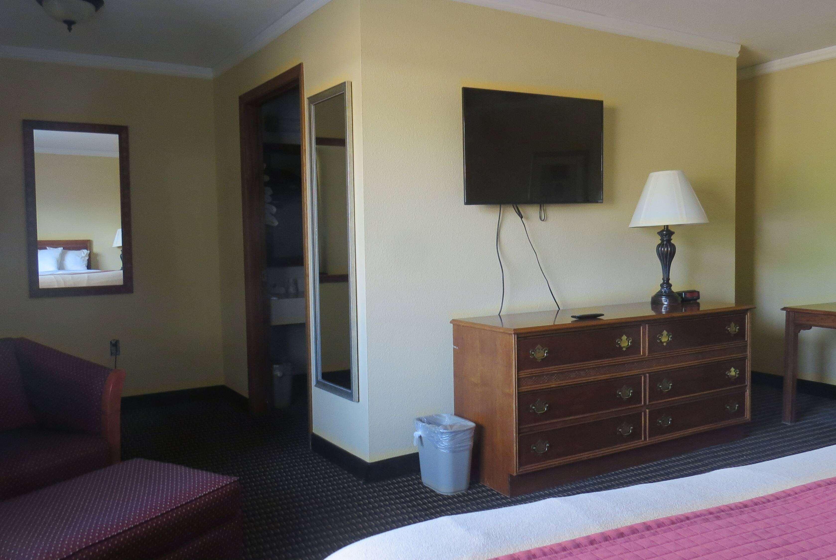 Travelodge By Wyndham Stratton ภายนอก รูปภาพ