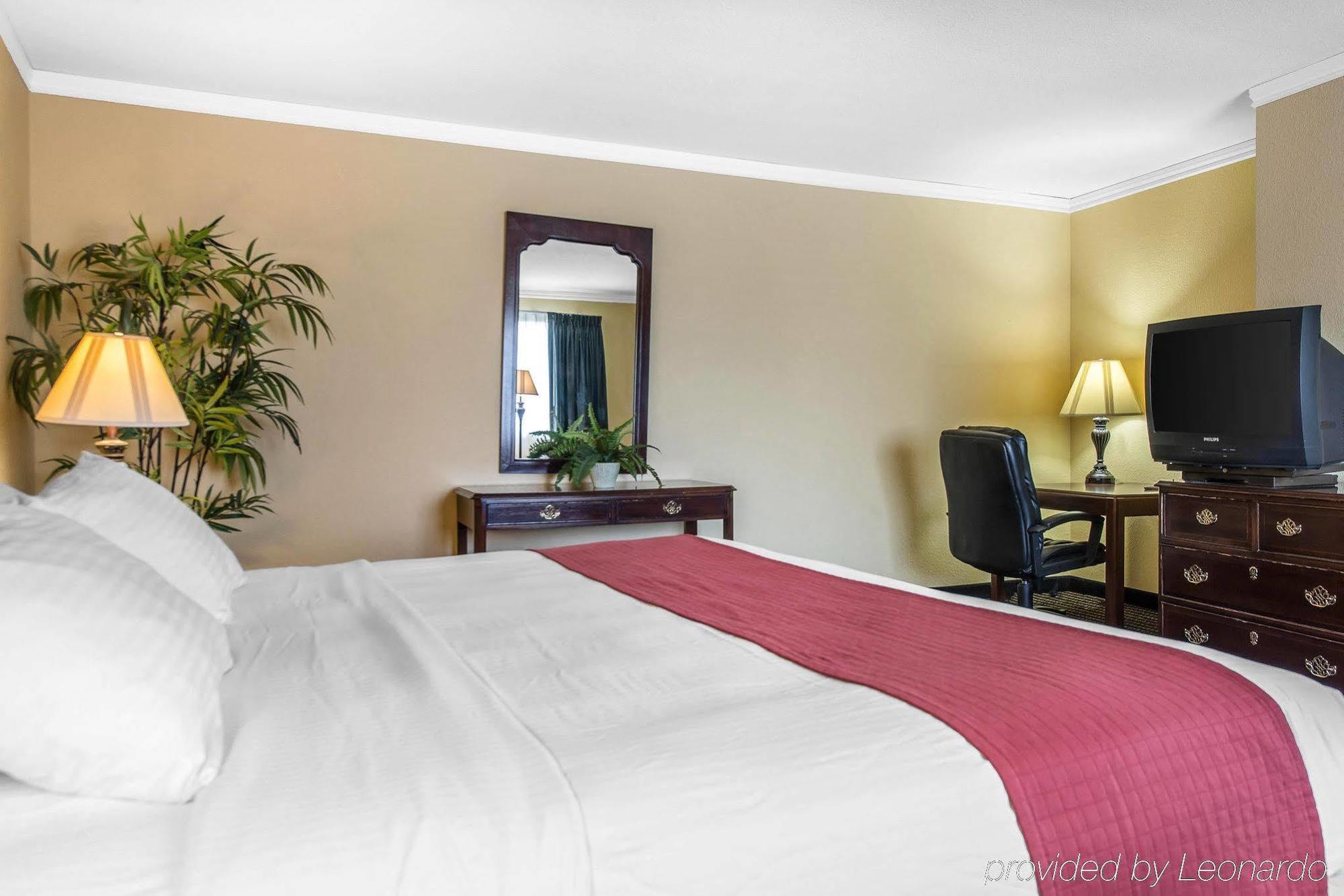 Travelodge By Wyndham Stratton ภายนอก รูปภาพ